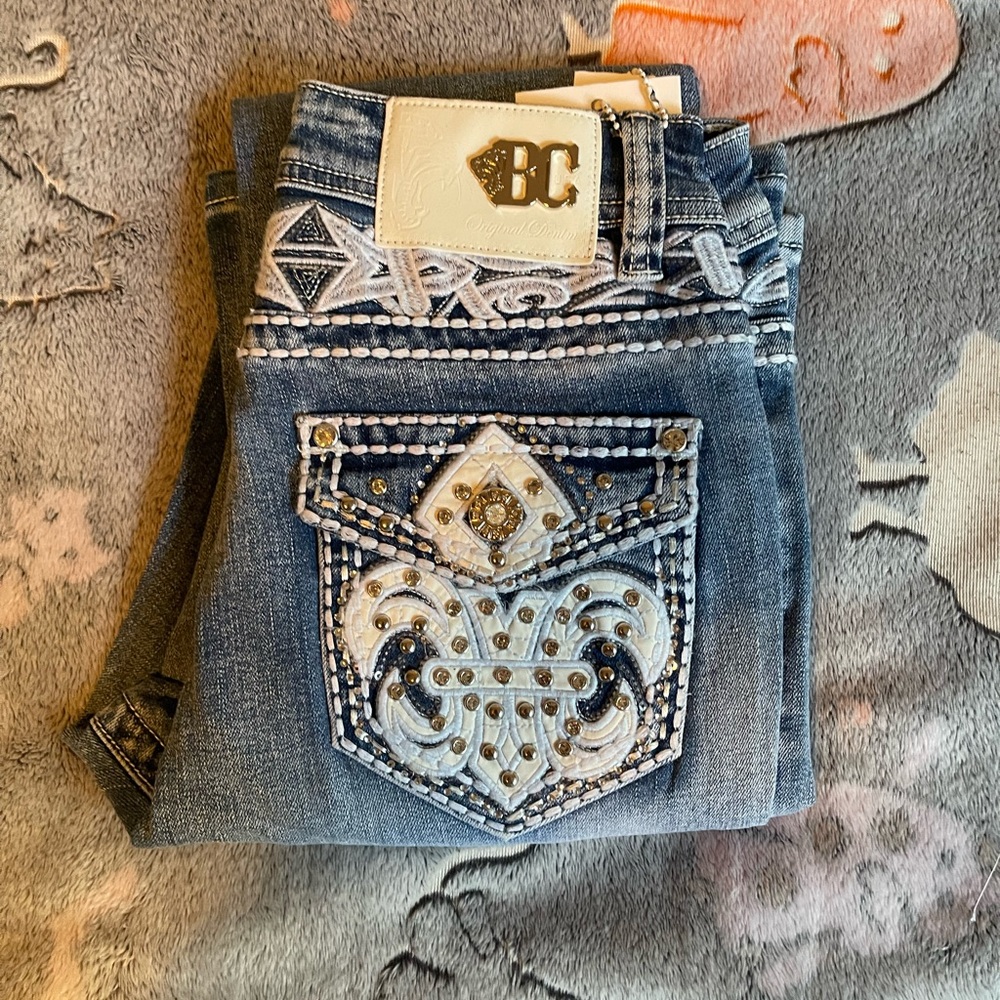 Women's High Rise Embellished Blue Jeans